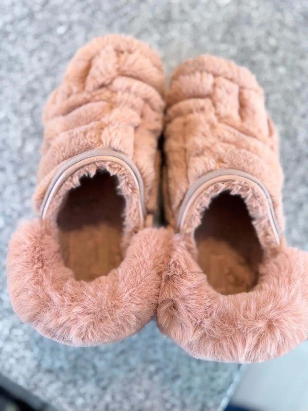 CROCS Kids Blush Pink Fuzzy Lined Clog